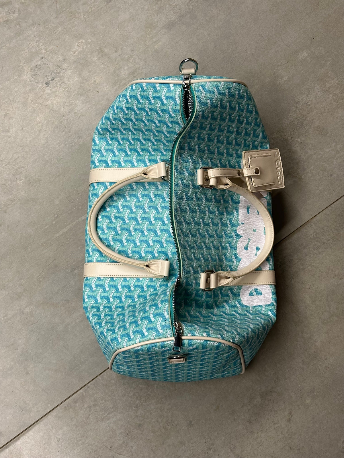 Dufflebag DOSAEME